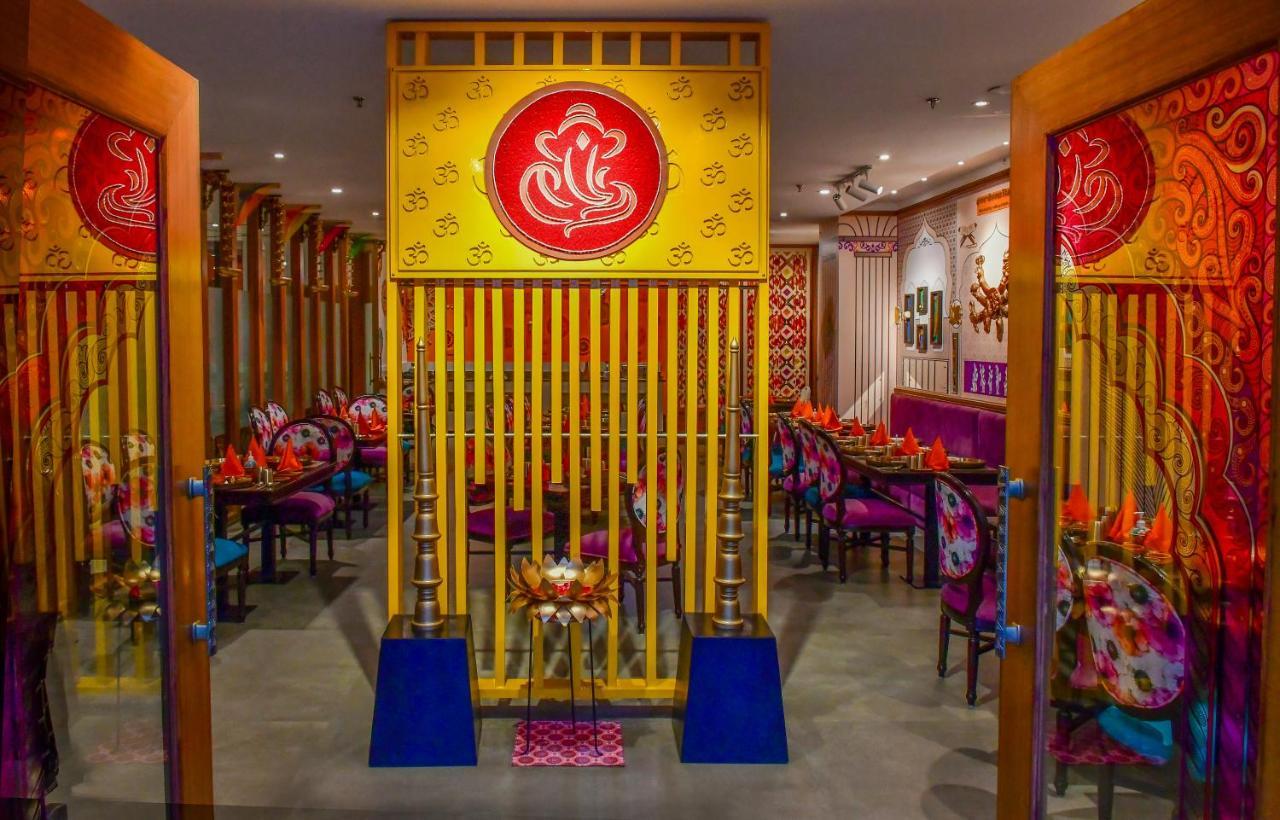 Holywater Hotel By Ganga Kinare #150 Mts From Ganga Ghat Rishikesh Exterior photo